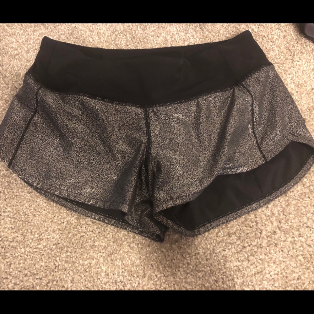 Lululemon 2.5 inseam speed shorts